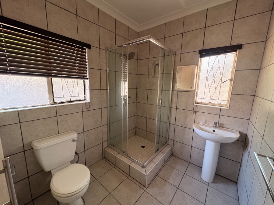 6 Bedroom Property for Sale in Wilkoppies North West